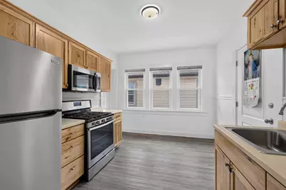 1639 S 79th St, West Allis, WI 53214 - Photo 10