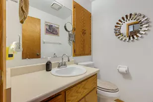 8112 N 97th Ct, Milwaukee, WI 53224 - Photo 18