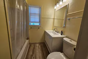 2225 Geneva St, Racine, WI 53402 - Photo 8