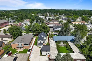 816 Wisconsin St, Lake Geneva, WI 53147 - Photo 88