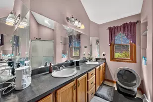 S93W33523 Fieldside Ct, Mukwonago, WI 53149 - Photo 32