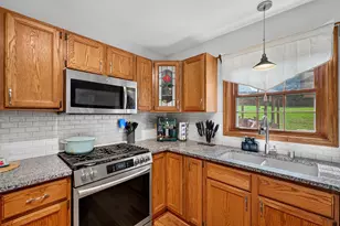 S93W33523 Fieldside Ct, Mukwonago, WI 53149 - Photo 14