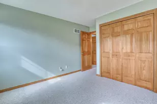 W241N5730 Birchwood Ln, Sussex, WI 53089 - Photo 24