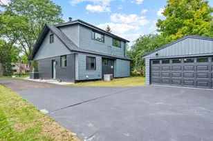 7470 N Navajo Rd, Fox Point, WI 53217 - Photo 48
