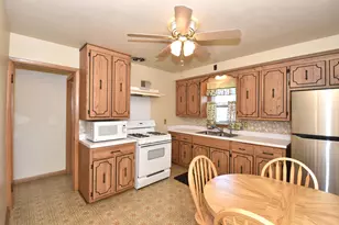 4046 N 85th St, Milwaukee, WI 53222 - Photo 12