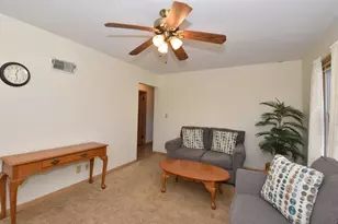 4046 N 85th St, Milwaukee, WI 53222 - Photo 6