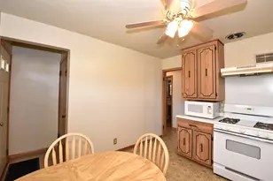 4046 N 85th St, Milwaukee, WI 53222 - Photo 14