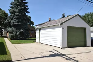 4046 N 85th St, Milwaukee, WI 53222 - Photo 30