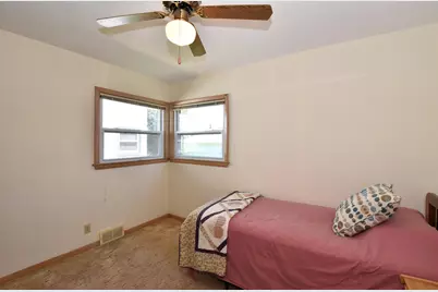 4046 N 85th St, Milwaukee, WI 53222 - Photo 20