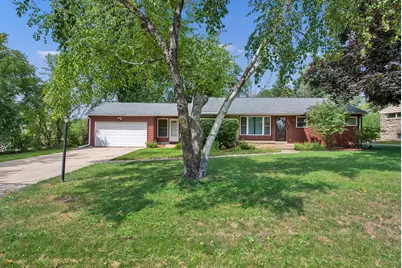 228 W. W Brentwood Ln, Glendale, WI 53217 - Photo 30