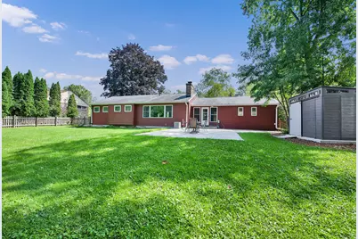 228 W. W Brentwood Ln, Glendale, WI 53217 - Photo 22