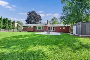 228 W Brentwood Ln, Glendale, WI 53217 - Photo 22