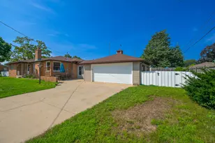 1624 36th St, Kenosha, WI 53140 - Photo 24