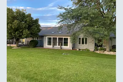2115 W Norfolk Ct, Mequon, WI 53092 - Photo 28