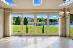 2115 W Norfolk Ct, Mequon, WI 53092 - Photo 2