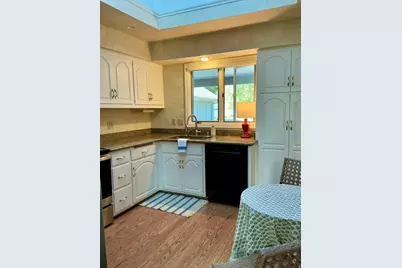 2115 W Norfolk Ct, Mequon, WI 53092 - Photo 12