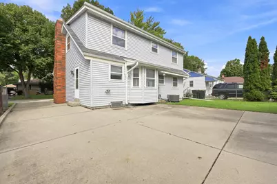928 S 111th Pl, West Allis, WI 53214 - Photo 32