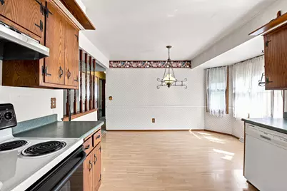 928 S 111th Pl, West Allis, WI 53214 - Photo 16
