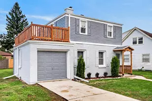 9251 W Swan Cir, Milwaukee, WI 53225 - Photo 2