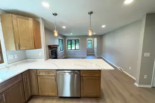 1614 Stardust Dr, Waukesha, WI 53186 - Photo 4
