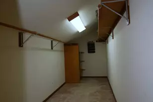 1011 Guthrie Rd, Waukesha, WI 53186 - Photo 12