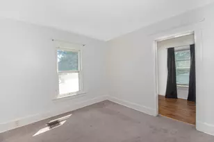 700 Grove Ave, Racine, WI 53405 - Photo 12