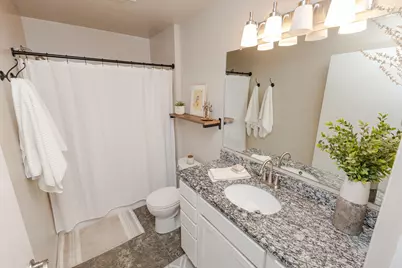 1061  Quinlan Dr #F, Pewaukee, WI 53072 - Photo 12