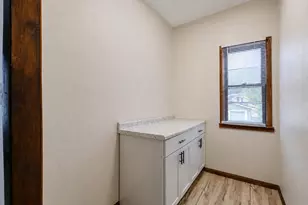 3809 N 15th St, Milwaukee, WI 53206 - Photo 16
