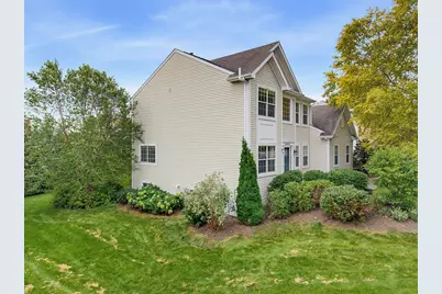 N102W14725  Kingshill Rd, Germantown, WI 53022 - Photo 2