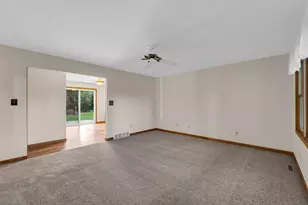W1328 Glenwood Rd, Bloomfield, WI 53147 - Photo 14