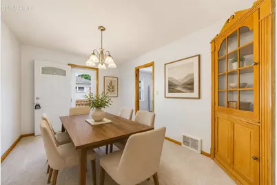3744 N 100th St, Milwaukee, WI 53222 - Photo 8
