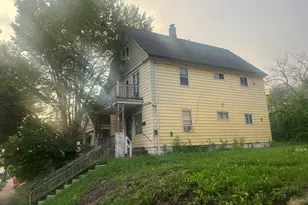 1114 W Keefe Ave, Milwaukee, WI 53206 - Photo 2