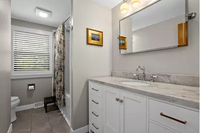 2555  Madison Pl, La Crosse, WI 54601 - Photo 20