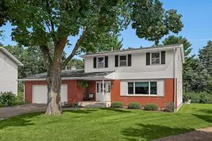 2555 Madison Pl, La Crosse, WI 54601 - Photo 2