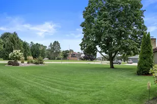 148 Beth Ct, Burlington, WI 53105 - Photo 32