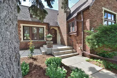 5109 W Washington Blvd, Milwaukee, WI 53208 - Photo 1