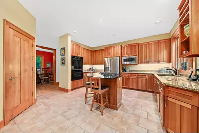 2850 S Amor Dr, New Berlin, WI 53146 - Photo 8