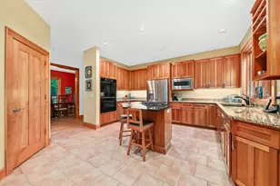 2850 S Amor Dr, New Berlin, WI 53146 - Photo 8