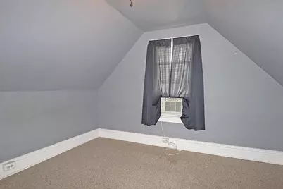 738  Broadway St, Sheboygan Falls, WI 53085 - Photo 12