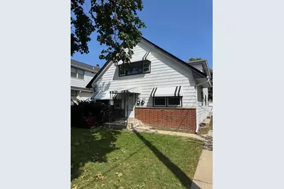 5708 N 97th St #5710, Milwaukee, WI 53225 - Photo 1