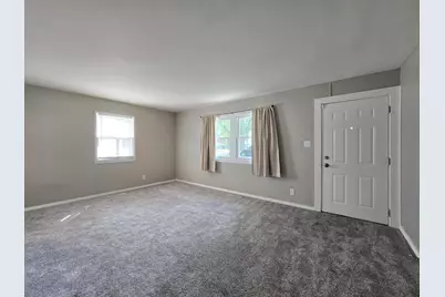 4608 N 45th St, Milwaukee, WI 53218 - Photo 8