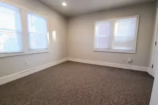 1851 N Pulaski St, Milwaukee, WI 53202 - Photo 10