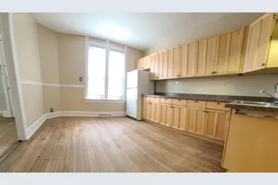 1851 N Pulaski St, Milwaukee, WI 53202 - Photo 16
