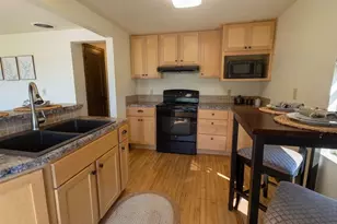 479 4th St, Fond du Lac, WI 54935 - Photo 8