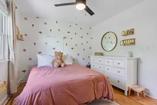 7815 N Chadwick Ct, Glendale, WI 53217 - Photo 24