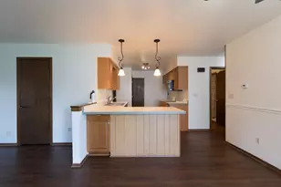 1334 Honeysuckle Rd, Hartford, WI 53027 - Photo 6