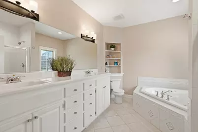 N66W38333  Deer Creek Ct, Oconomowoc, WI 53066 - Photo 36