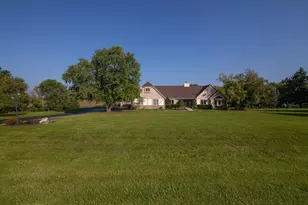 N27W30818 Golf Hills Dr, Delafield, WI 53072 - Photo 26