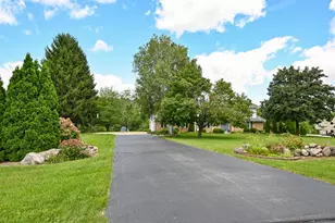 S40W22816 Sommers Hills Dr, Waukesha, WI 53189 - Photo 48