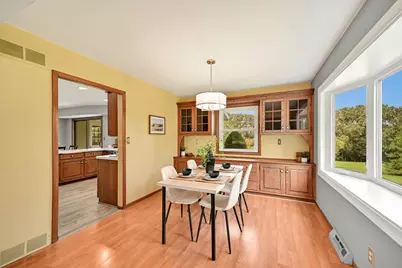 S40W22816  Sommers Hills Dr, Waukesha, WI 53189 - Photo 10